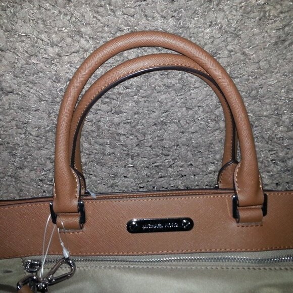 MICHAEL KORS-COLGATE-Nylon/Leather Large Tote-Dusk/Silver Hardware-Authentic-NWT - Picture 3 of 8